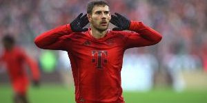 法尔克：格雷茨卡完全排除今夏离队可能，决心进合同年并希望续约