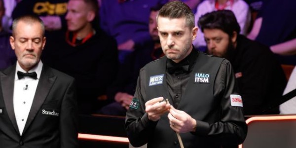 塞尔比罕见情绪失控 世锦赛首轮爆冷出局