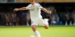 澳门真人百家乐官网-阿斯：阿隆索将在季前赛后决定是否留下贡萨洛-加西亚