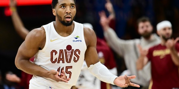 澳门真人百家乐-米切尔骑士生涯803记三分升至队史第4！前三位詹姆斯&amp;amp;乐福&amp;amp;加兰！